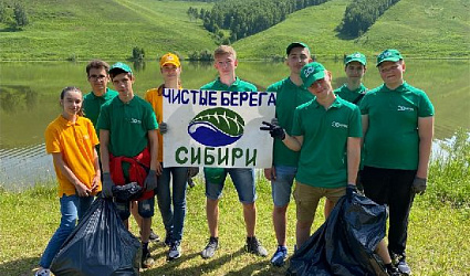  В Красноярском крае молодежные трудовые отряды берут шефство над водоемами