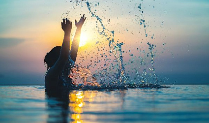 Какова роль воды в организме человека: все о важности водного баланса
